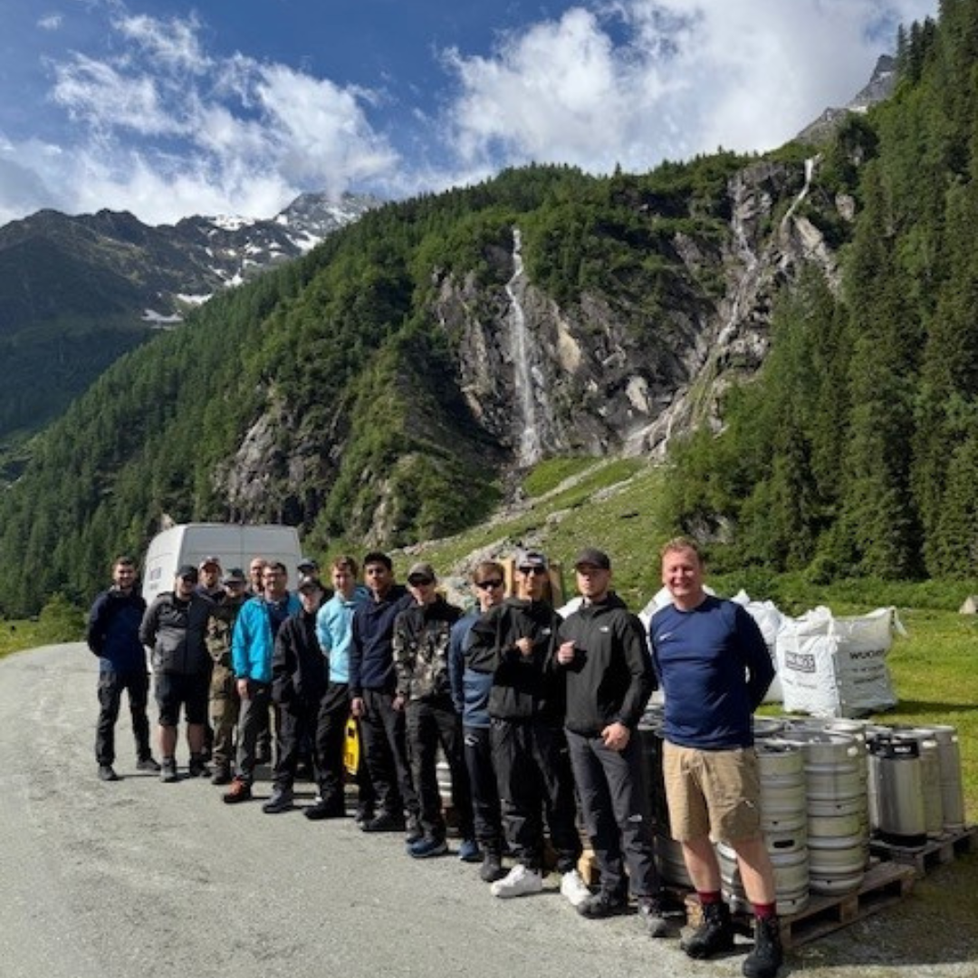 Team vor dem Aufstieg